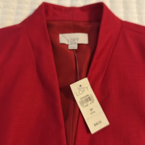 LOFT BLAZER SIZE 8P. Brand new with tag. Red. - Picture 3 of 10